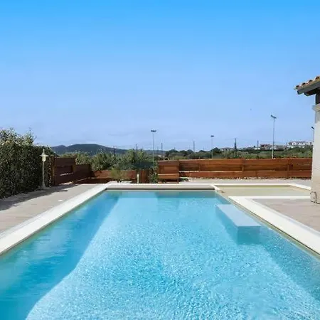 Luna Villa